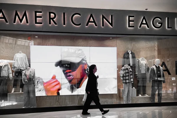 american-eagle-takes-amazon-to-court-for-alleged-knock-offs-products