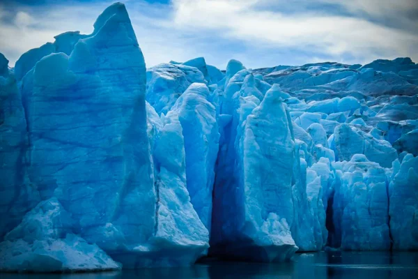 the-fast-melting-glaciers-in-alaska-implications-for-your-upcoming-trip