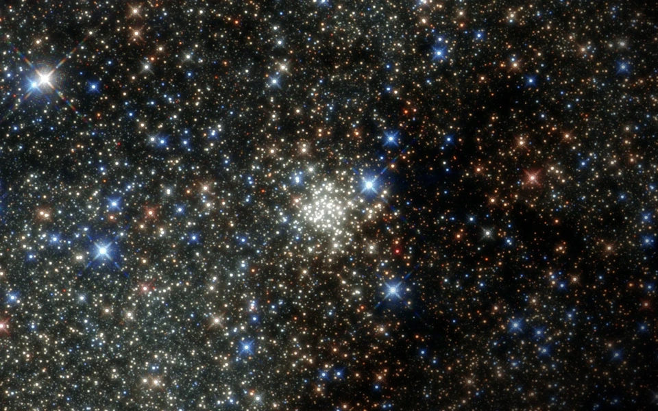 astronomers-find-hundreds-of-multi-tailed-extended-tidal-tails-in-oldest-known-globular-cluster-ngc-288