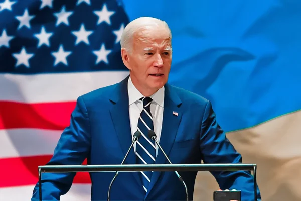 dollar8-billion-in-military-assistance-for-ukraine-is-announced-by-biden