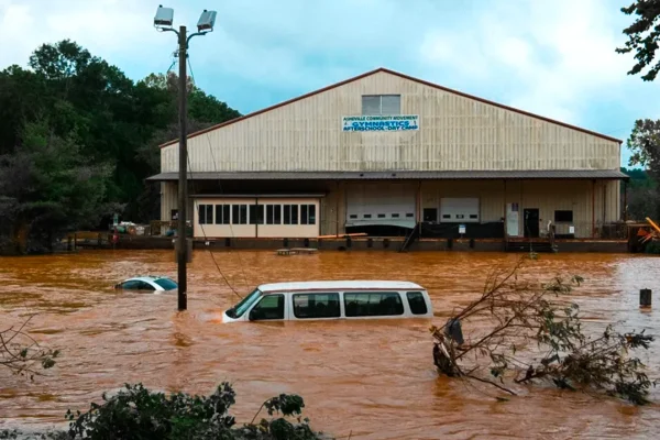 tourism-officials-offer-cautious-travel-guidance-after-helenes-devastation