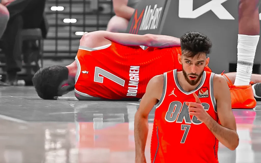 chet-holmgren-of-the-oklahoma-city-thunder-promises-to-return-after-suffering-a-pelvic-fracture