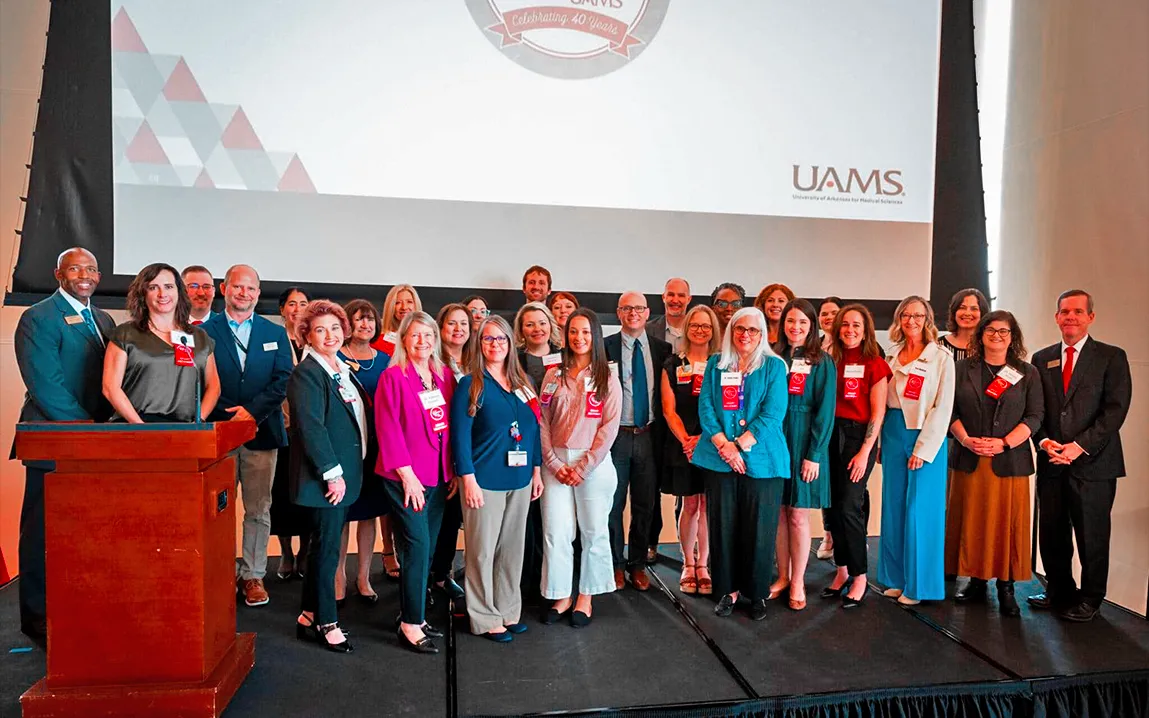 chimes-most-wired-award-for-tech-innovation-goes-to-uams