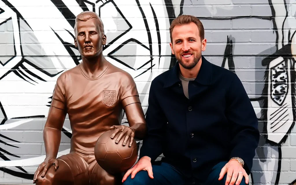 harry-kanes-statue-in-england-is-the-most-recent-sports-sculpture-to-draw-criticism