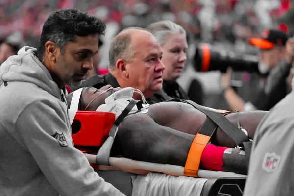 grant-dubose-a-wide-receiver-with-the-miami-dolphins-was-hospitalized-following-a-severe-head-injury