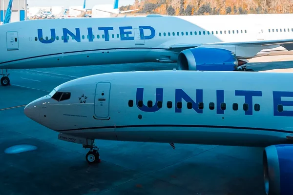 mystery-deepens-as-body-found-in-planes-wheel-well-after-united-airlines-flight