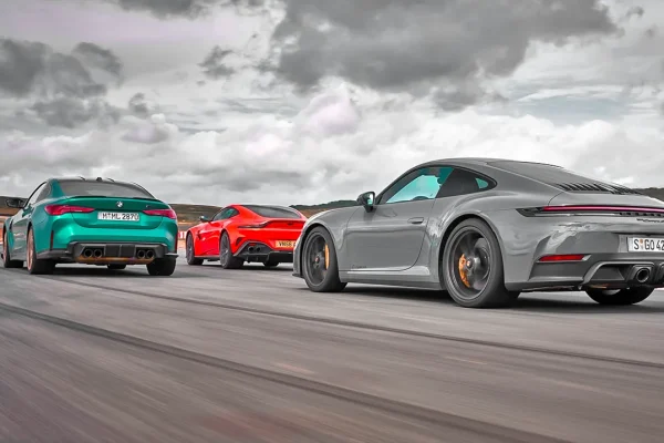 performance-matchup-aston-martin-vantage-vs-porsche-911-gts-vs-bmw-m4-cs