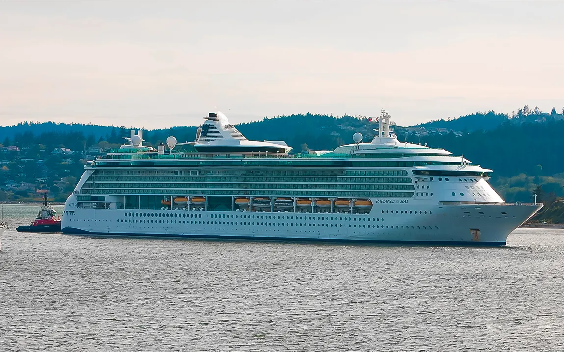 rare-illness-strikes-cruise-crew-28-sickened-by-mysterious-seafood-toxin