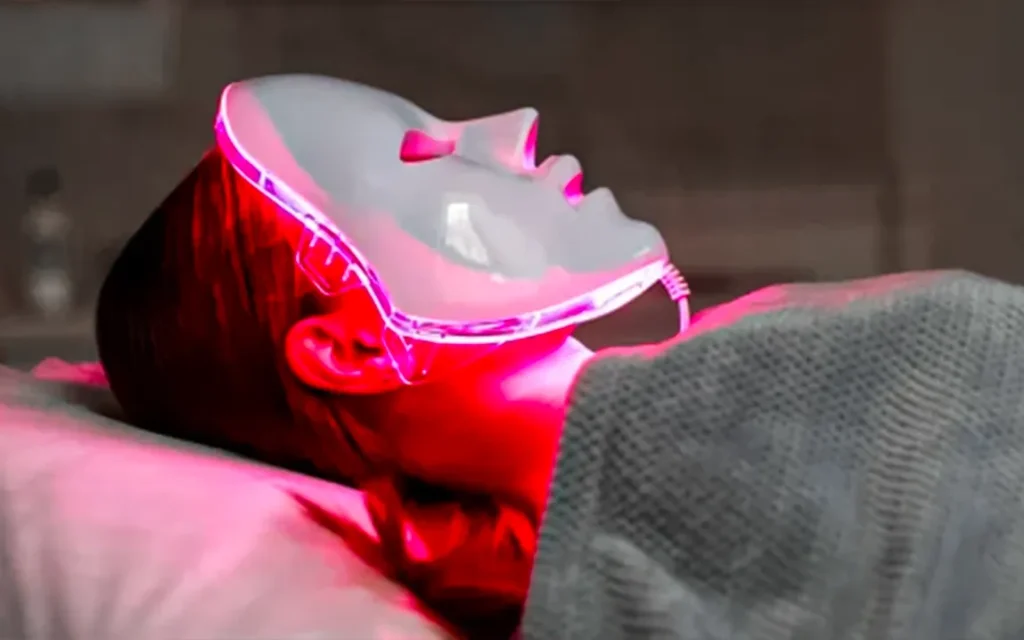 does-red-light-therapy-work-a-dermatologist-breaks-down-the-skin-care-trend