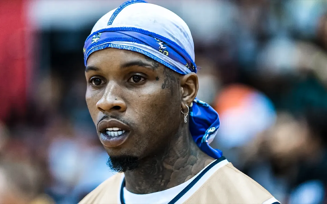 Tory Lanez Hospitalized After Being Stabbed in Prison